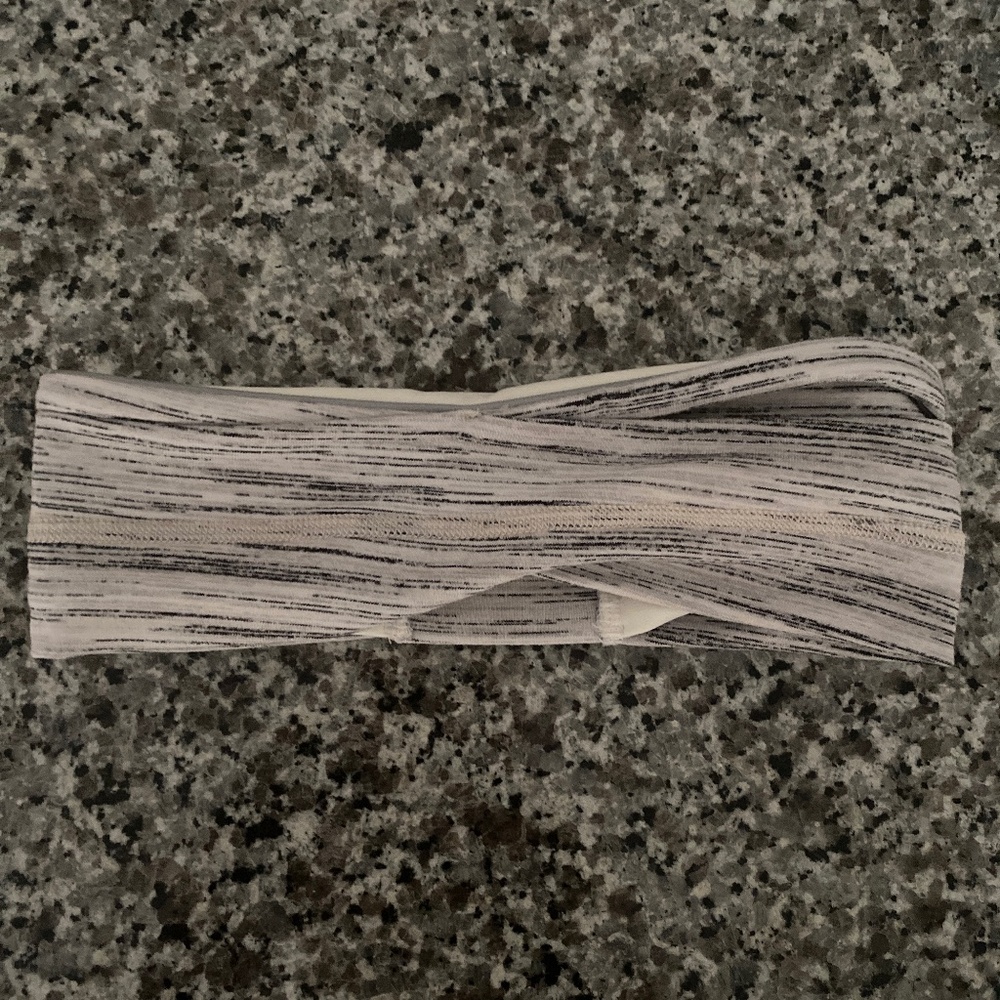 lululemon winter headband